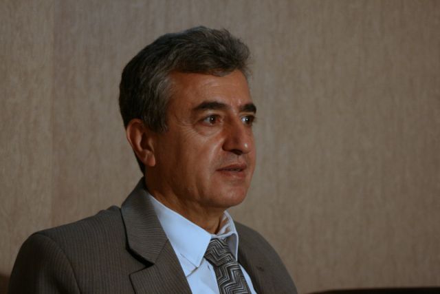 د.عبدو: الحكومة «أذن من طين.. وأذن من عجين»!