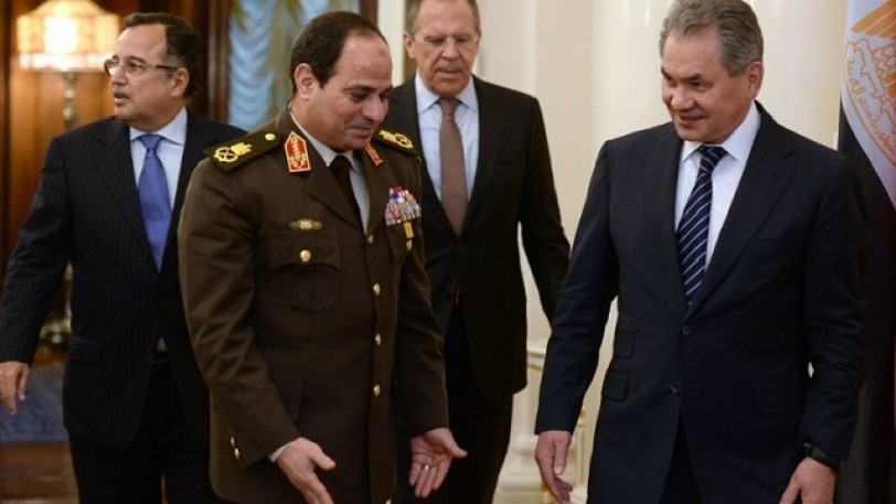 صحيفة: موسكو والقاهرة توقعان بالأحرف الأولى على عقود بقيمة 3 مليارات دولار