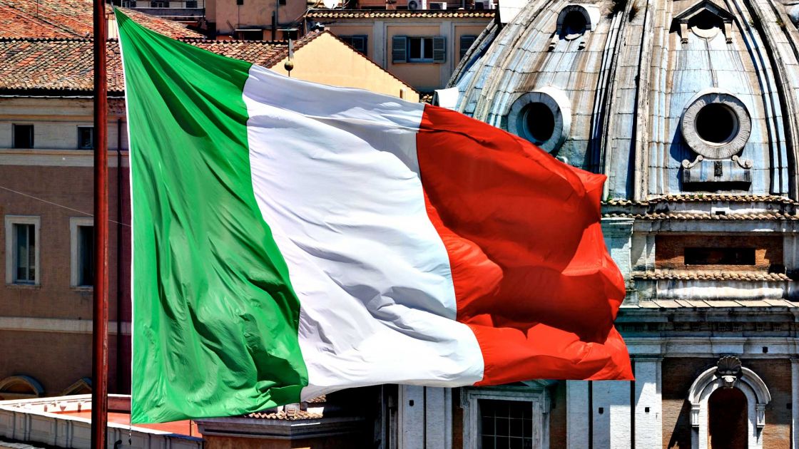 الأسهم الإيطالية سجلت أدنى مستوياتها في 6 أشهر