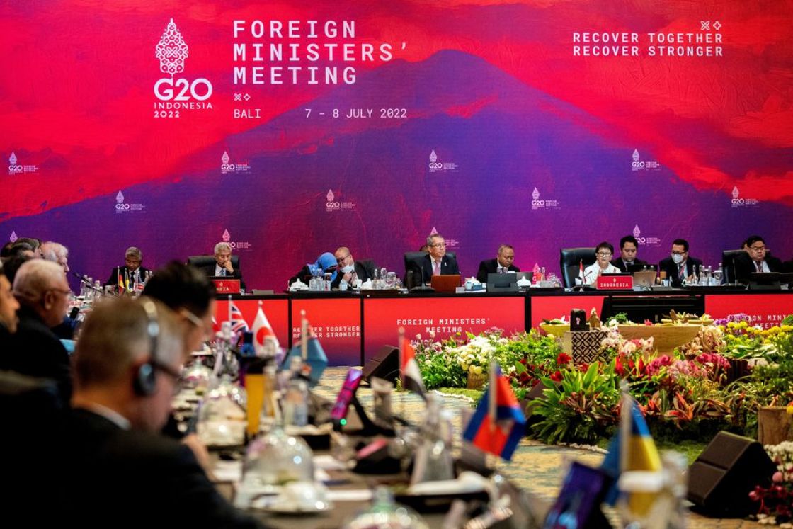 لقاء مجموعة العشرين كان ساحة روسية – صينية بامتياز