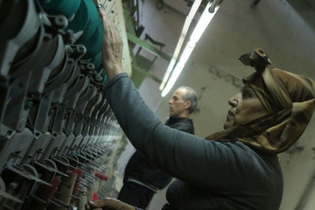 العمال أنقذوا الإنتاج ولم يسعفهم أحد!