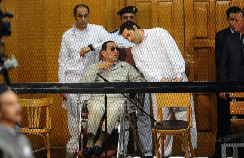 الحكم على حسني مبارك بالسجن 3 سنوات وعلى نجليه 4 سنوات في قضية«قصور الرئاسة»