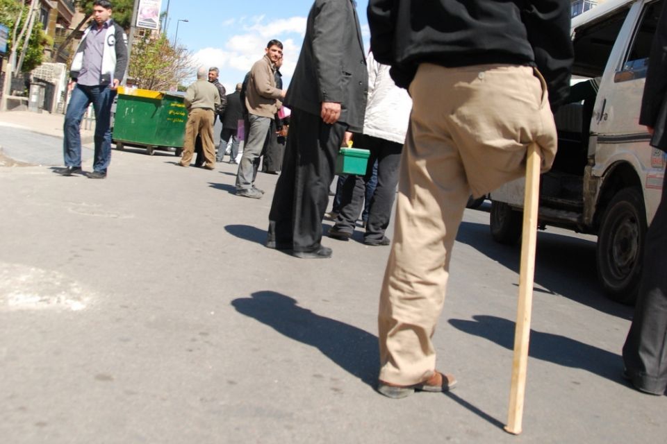 رغم سياسات التهميش والتطفيش المعوّقون.. والبحث عن فرصة العمل