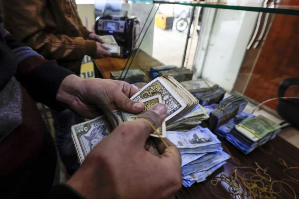 مصيبة العاملين بأجر