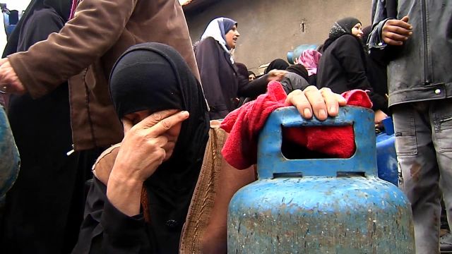 مطبات: الحب مهزوماً.. بالأحمر