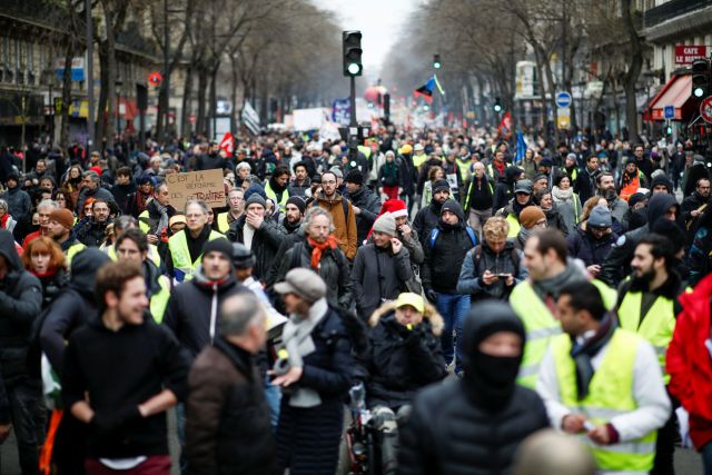 فرنسا على مشارف أسبوع تصعيدي للنقابات