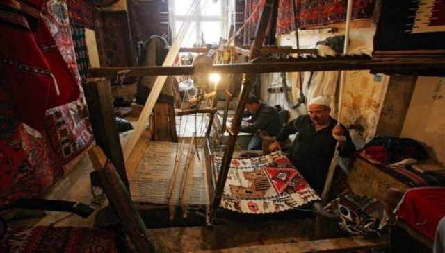 صناعة السجاد اليدوي في السويداء