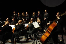 مطربو حلب من جحيم الحرب إلى دار الأوبرا السورية