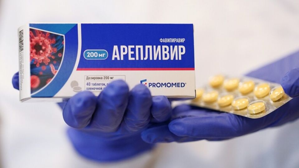 روسيا تسجل دواءً محلياً ضد «كوفيد-19» يعطى بالحقن الوريدي