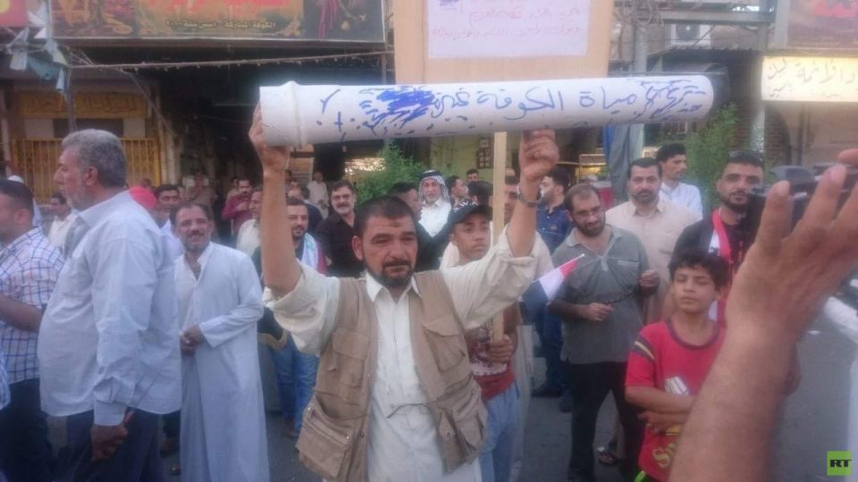 تظاهرات في النجف تطالب باستقالة الحكومة