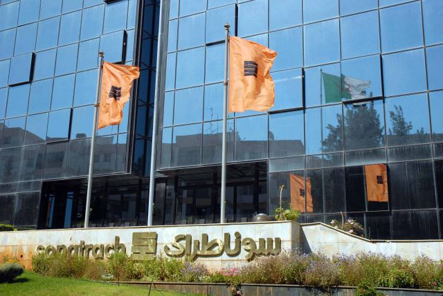 إيرادات الجزائر ترتفع مدعومة بالنفط