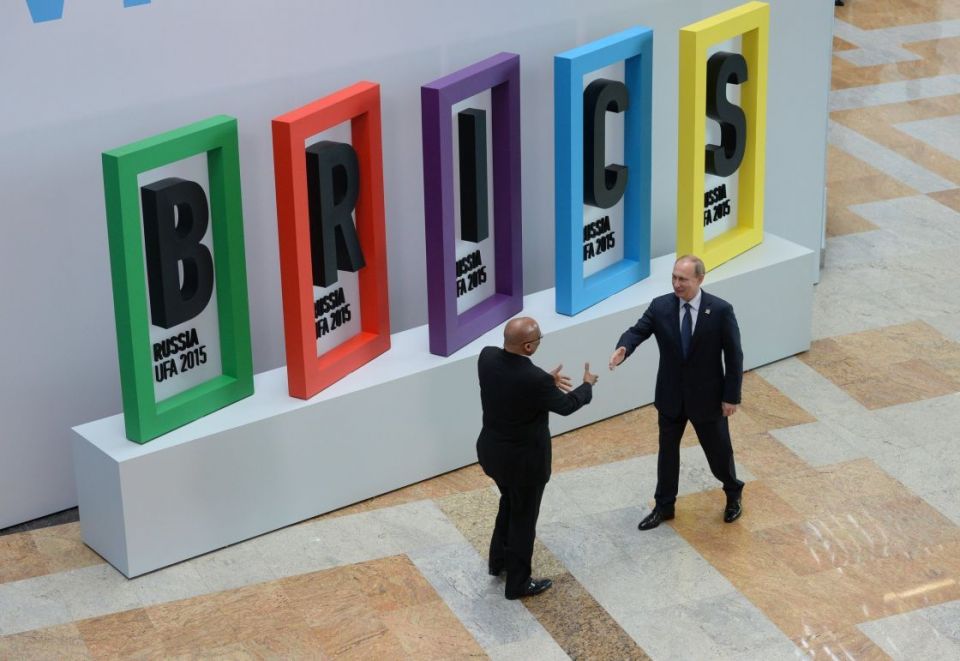 انطلاق قمة بريكس: بوتين مشارك والتركيز على تنحية الدولار