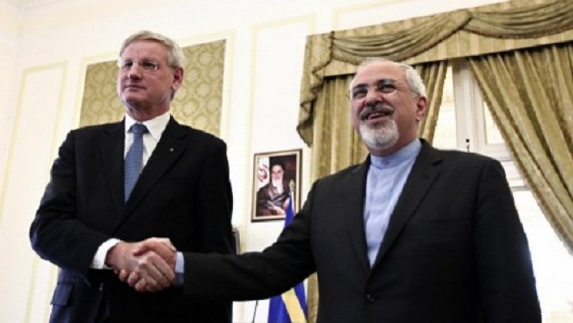 ظريف: رفع العقوبات بالكامل هو جزء لا یتجزأ من الحل النهائي