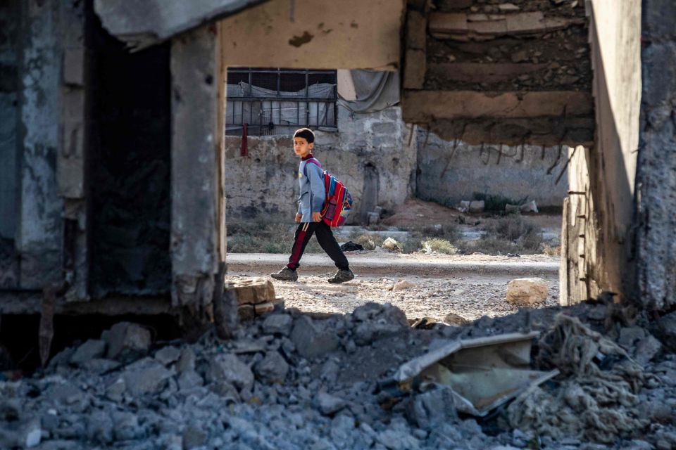 دير الزور.. المدارس تئن من البرد وأشياء أخرى