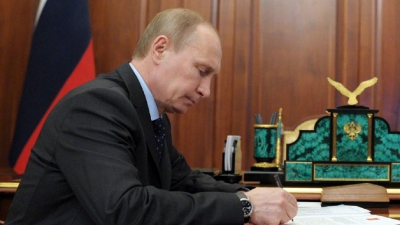 بوتين يوعز بتشكيل مؤسسات محلية لهيئات السلطة التنفيذية في القرم وسيفاستوبول