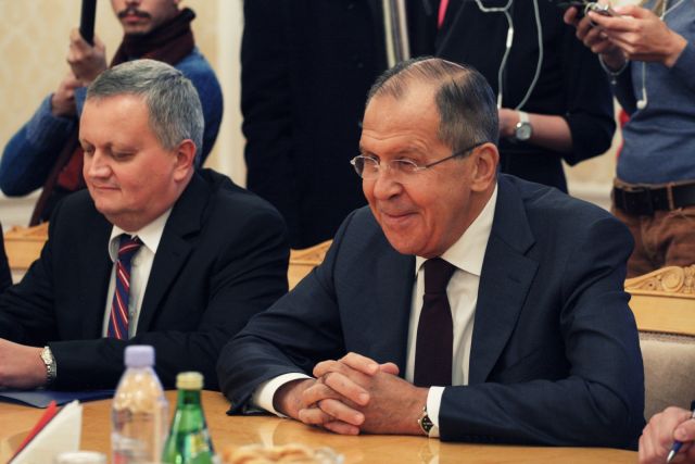 لافروف يلتقي دي ميستورا في موسكو الخميس