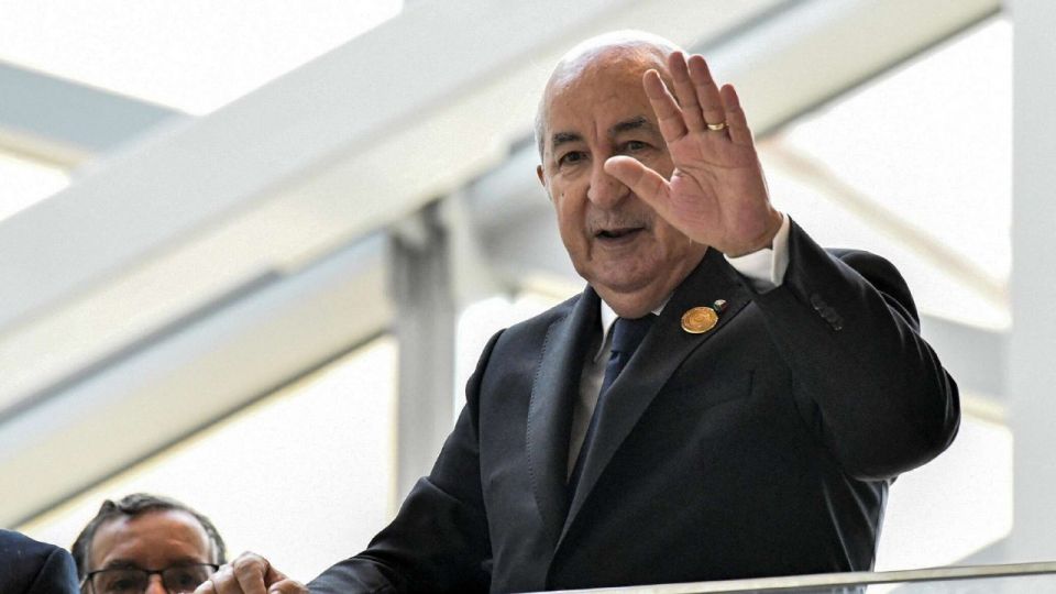 الرئيس الجزائري يعلن استرجاع 22 مليار دولار كانت منهوبة من الفساد