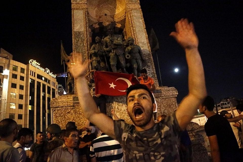 تركيا.. وأسئلة الانقلاب