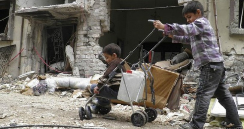 بدء عملية إجلاء المدنيين من حمص القديمة والهدنة ستستمر 3 أيام