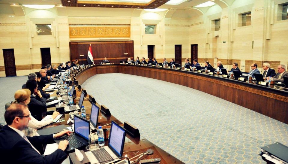 المواطن دائم التغيب عن مثل هذه الاجتماعات وربما بناءً عليه تغيب مصالحه، لكن الملفت أنه وبرغم تغيب المستثمرين إلا أن مصالحهم كانت حاضرة