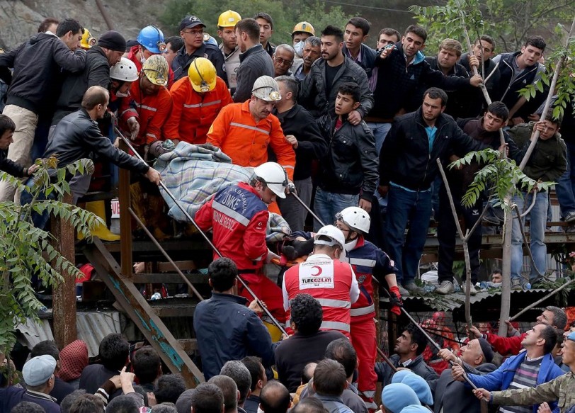 تركيا: عدد قتلى كارثة منجم سوما يتجاوز 300