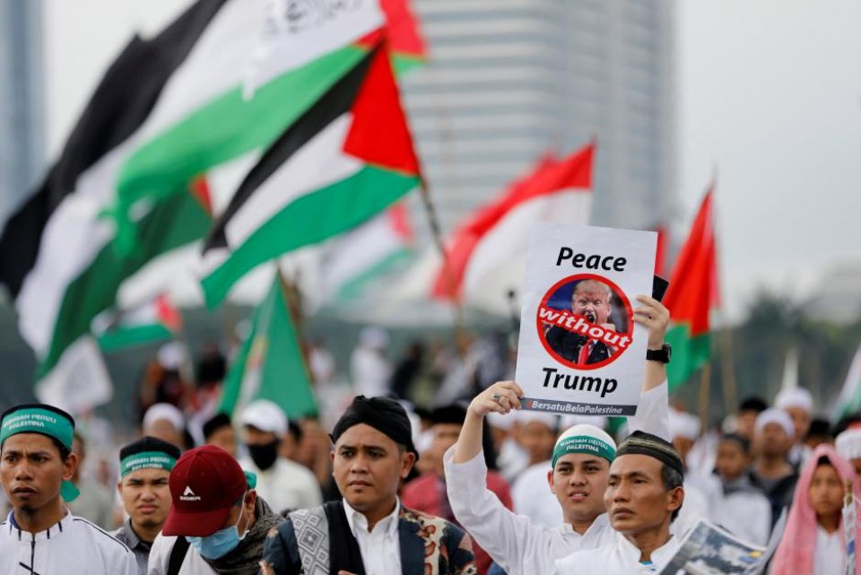 محاولات لجّر إندونيسيا إلى حظيرة التطبيع