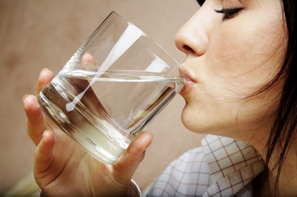 كم يكلف كأس من الماء؟!