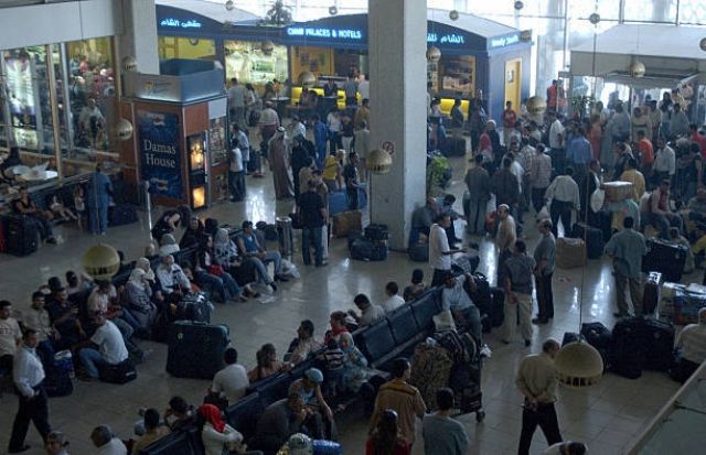 المطار.. مطارك!