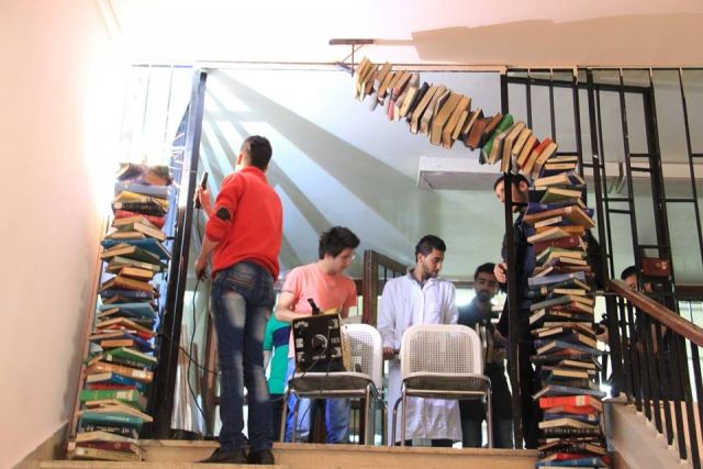 في اليوم العالمي للكتاب إتلاف كتب.. في جامعة دمشق!!