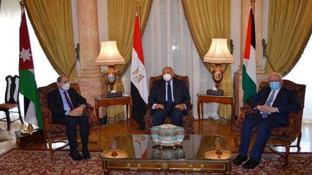 مطبّعان ومنسِّق أمني: اجتماع ثلاثي جديد